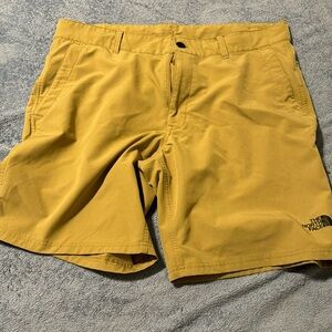 Men’s North Face size 36 hiking shorts. Khaki